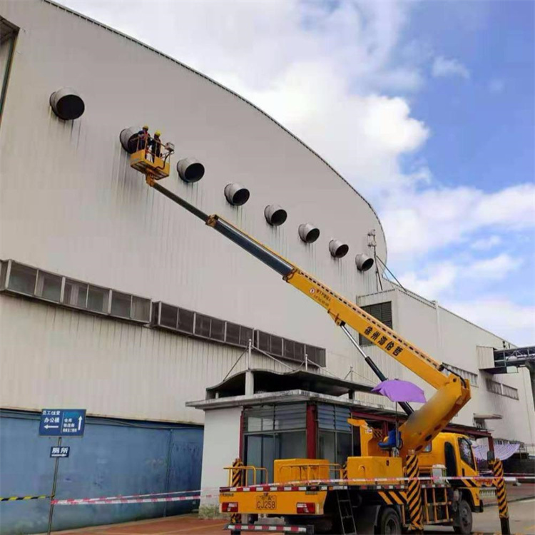 桓台县高空作业车出租服务：专业广告牌安装解决方案