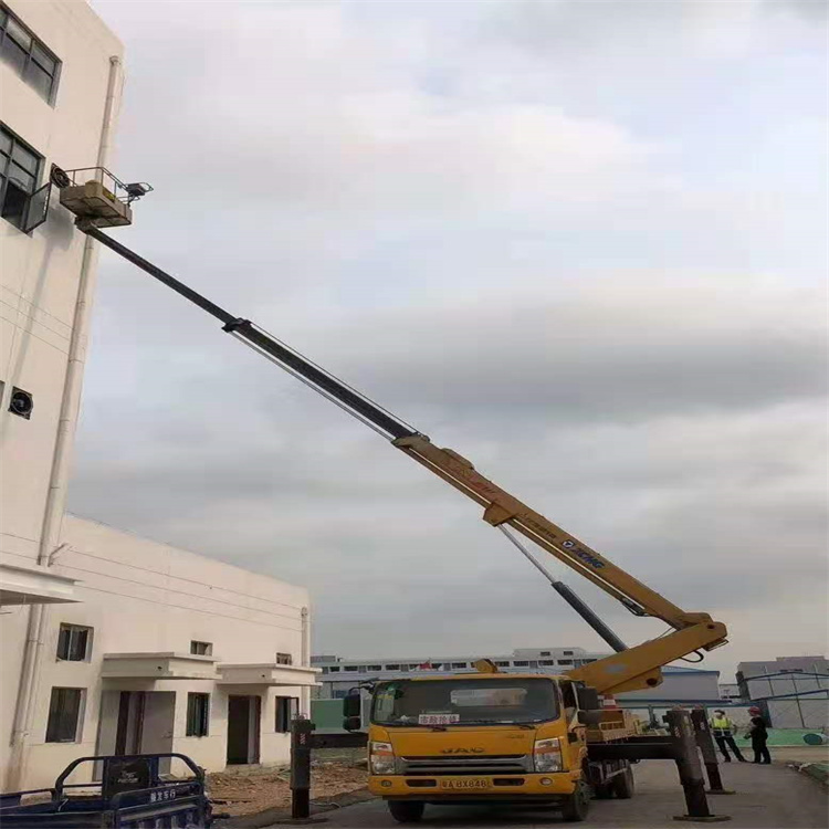 桓台县附近高空车出租|市政施工/设备安装专用|随叫随到|亿立达设备租赁